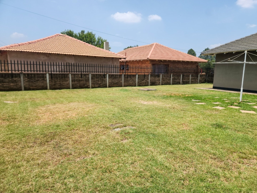 3 Bedroom Property for Sale in Stilfontein Ext 2 North West